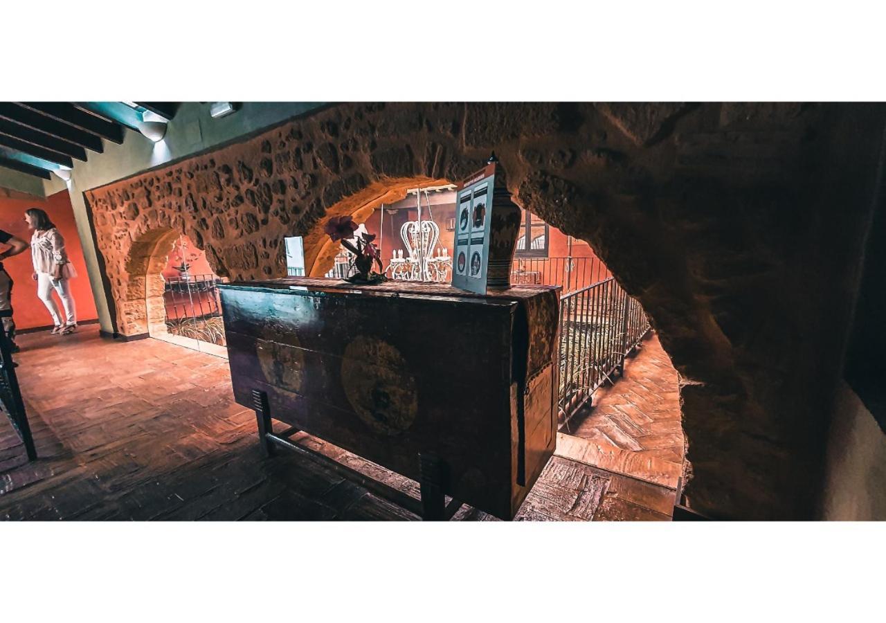 La Casona De Calderon Gastronomic & Boutique Hotel โอซูนา ภายนอก รูปภาพ