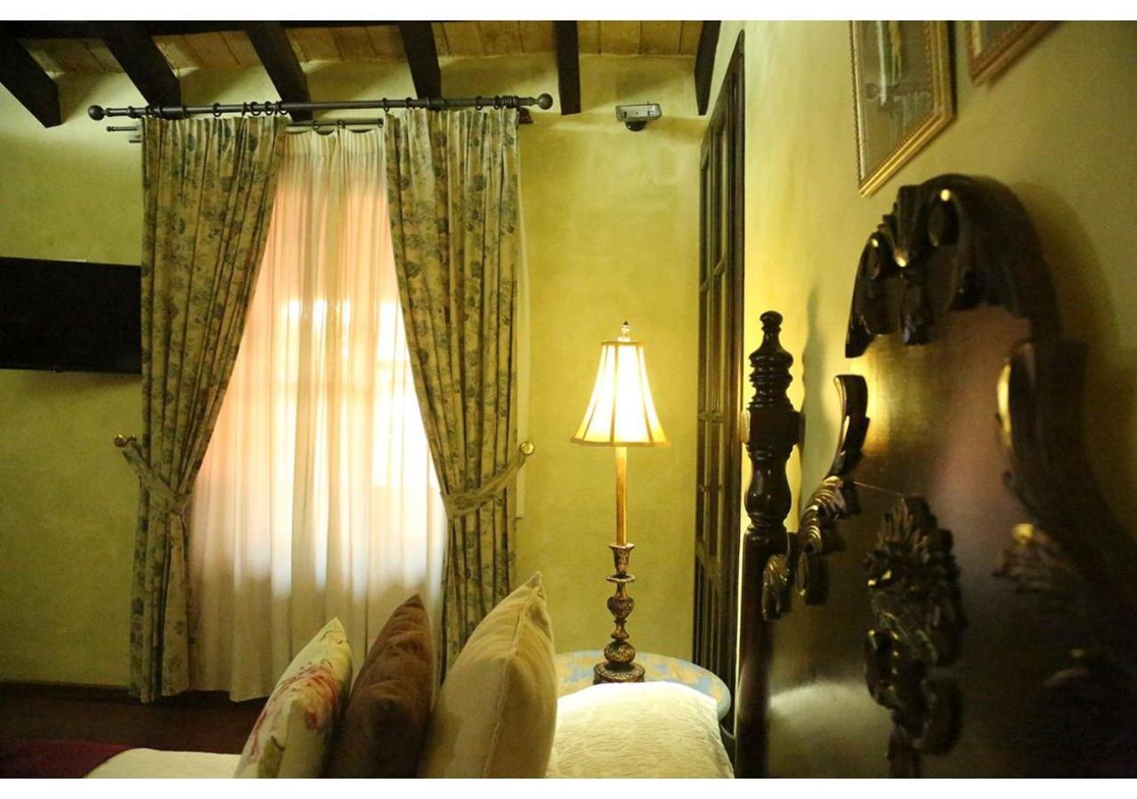 La Casona De Calderon Gastronomic & Boutique Hotel โอซูนา ภายนอก รูปภาพ